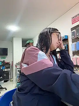  alabina  online show from April 2026 03:02:01 PM