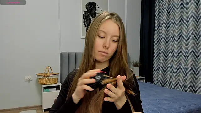 Peggy Beauty online show from December 2024 02:56:01 AM