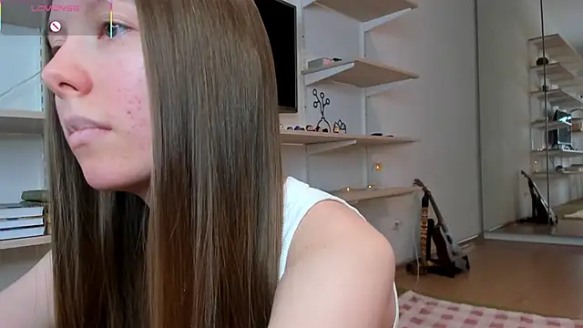 Peggy Beauty online show from March 2026 05:13:02 AM