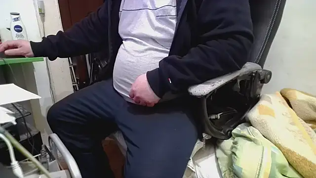 tipko123 online show from October 2025 06:17:02 PM