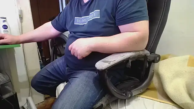 tipko123 online show from November 2025 02:38:01 PM