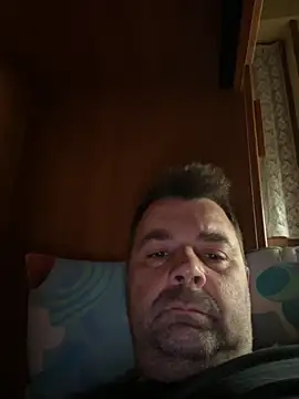 h4cAlex online show from November 2025 08:20:02 PM