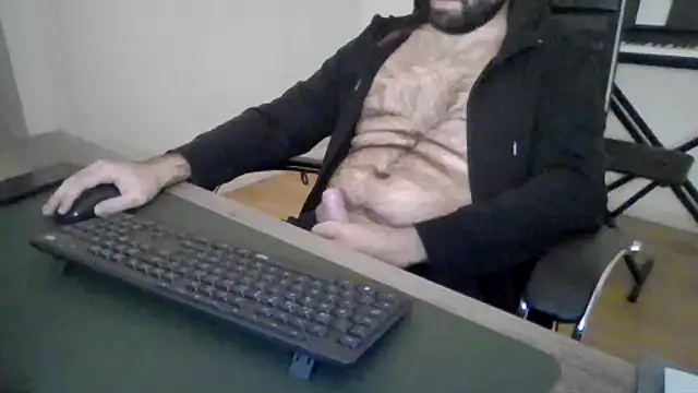 Snapshot of joaodias_97 chatting on November 2025 06:01:02 PM joaodias 97 online show from November 2025 06:01:02 PM