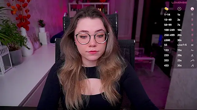 RemyCute online show from April 2026 04:48:01 PM