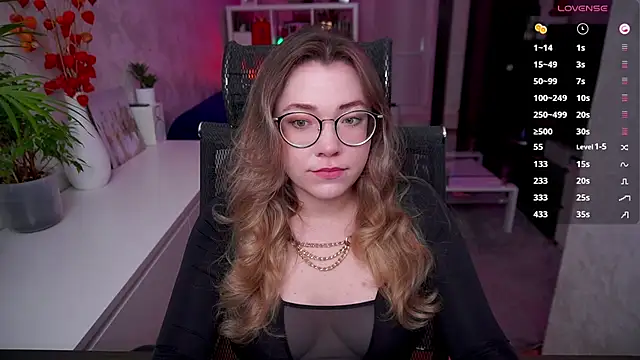 RemyCute online show from May 2026 05:07:02 PM