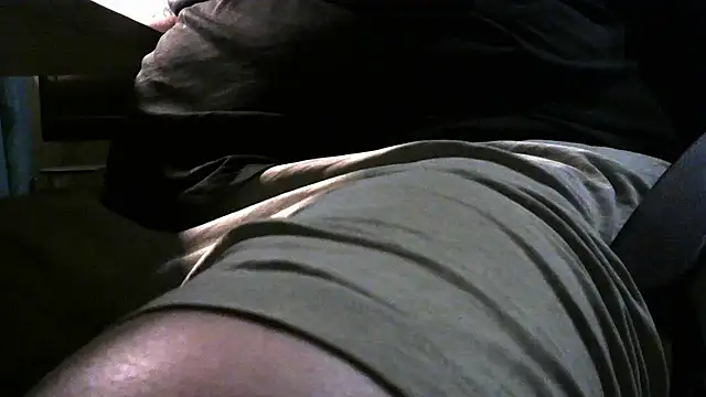 Snapshot of chrille82 chatting on January 2025 10:12:02 PM chrille82 online show from January 2025 10:12:02 PM