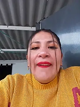 nammy  dirtyhott online show from January 2026 12:30:01 PM