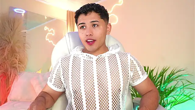 MatiasKorn online show from April 2026 04:01:01 AM