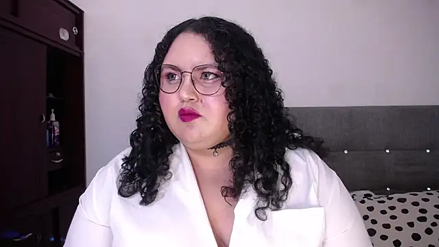 luisianacoxx online show from December 2024 07:04:01 AM