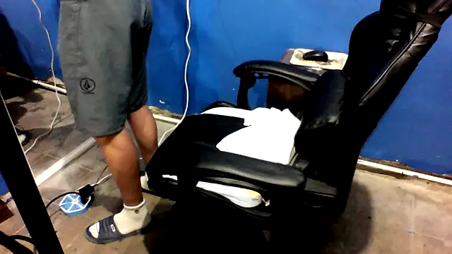 ElmaCannon online show from February 2025 07:29:02 AM