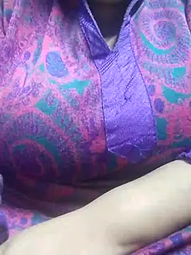 Snapshot of Seema_99 chatting on January 2025 01:42:02 PM Seema 99 online show from January 2025 01:42:02 PM