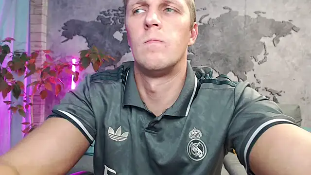 VikingChrisss online show from October 2025 10:08:02 AM