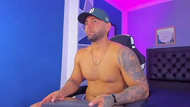 alex oficial online show from November 2025 07:08:02 AM