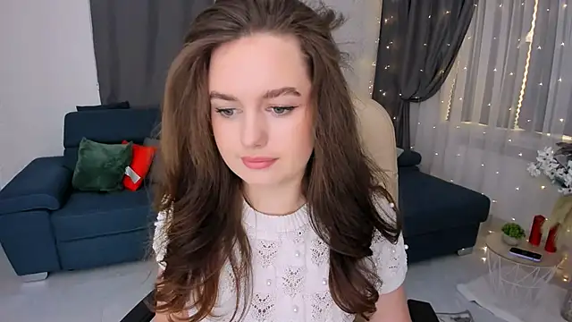 MiracleCurly online show from February 2025 10:37:02 AM