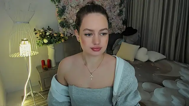 MiracleCurly online show from November 2025 07:23:01 PM