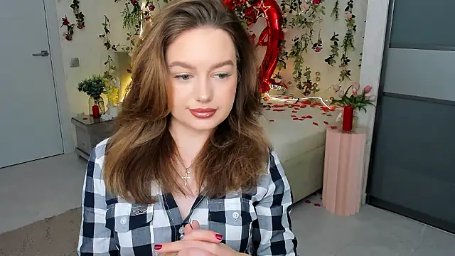 MiracleCurly online show from March 2026 04:07:02 AM