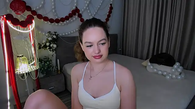 MiracleCurly online show from March 2026 04:08:01 PM