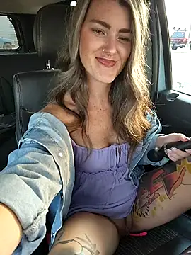 Snapshot of Lilmissvyx chatting on September 2025 02:27:02 PM Lilmissvyx online show from September 2025 02:27:02 PM