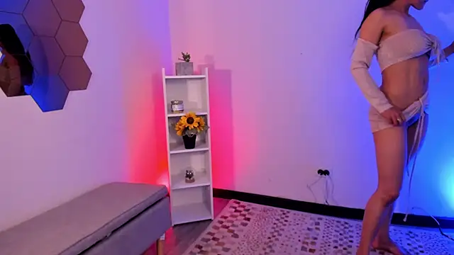 Snapshot of _aish_a_ chatting on November 2025 09:39:01 PM aish a online show from November 2025 09:39:01 PM