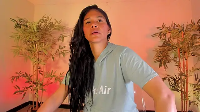 Snapshot of _aish_a_ chatting on November 2025 07:17:01 PM aish a online show from November 2025 07:17:01 PM