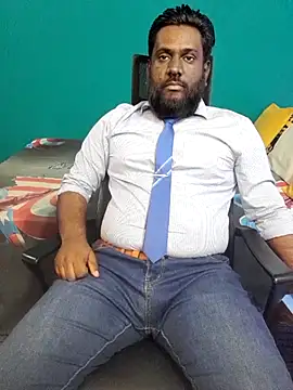 Rayansmith  online show from February 2026 11:33:01 PM