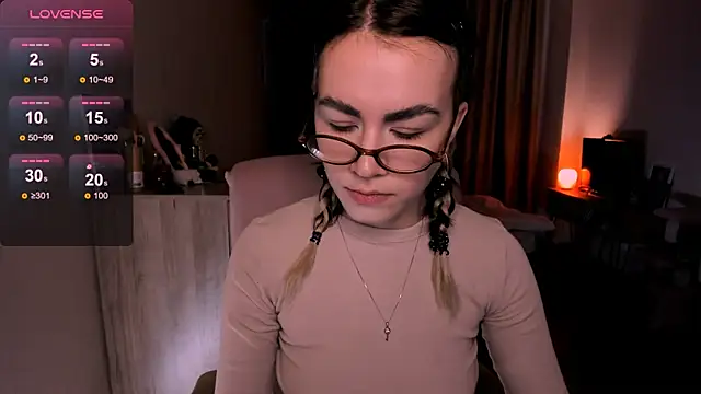 Snapshot of _selectrra chatting on March 2025 12:25:01 PM selectrra online show from March 2025 12:25:01 PM