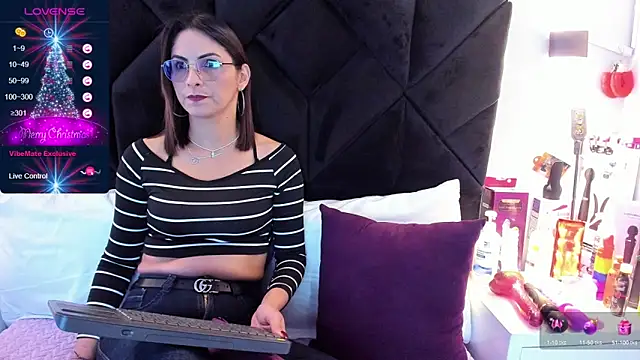 letiziia sky1 online show from December 2024 08:54:02 PM