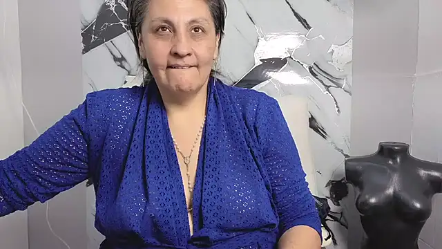 merlyna goldens online show from September 2025 12:48:02 AM