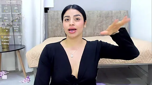 Paula Desousa online show from February 2025 01:56:01 AM