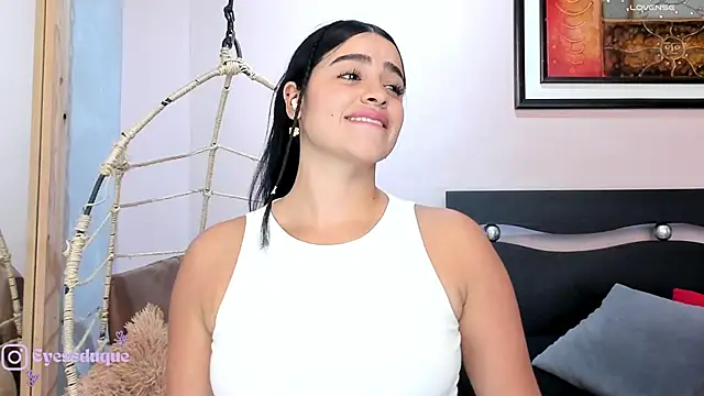 Paula Desousa online show from March 2026 07:29:01 PM