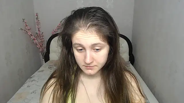 Holliy Cooper online show from February 2026 08:46:02 AM