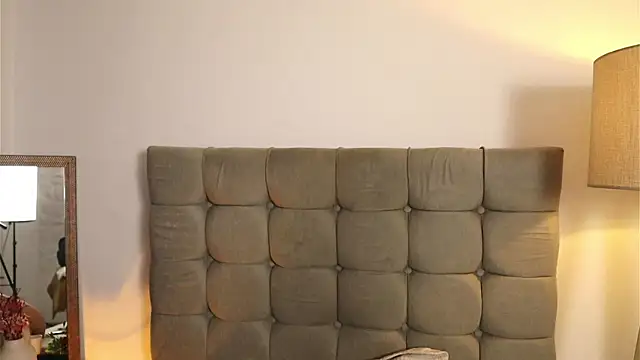 alix bay online show from February 2025 08:10:02 PM