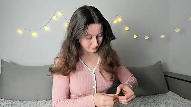  Anna Montana online show from December 2025 07:42:01 PM