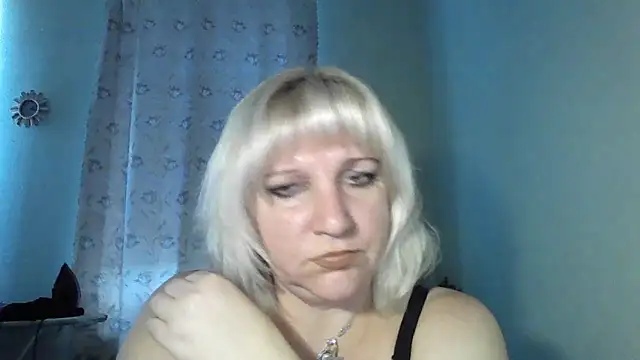 MeilomaWesa online show from November 2025 12:04:02 PM