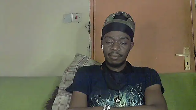 BIGDICKMULLAH online show from October 2025 06:27:02 PM