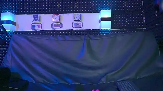 Dulce yors online show from December 2024 01:07:01 AM