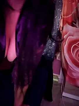 Zeina2024 online show from November 2025 05:40:01 AM