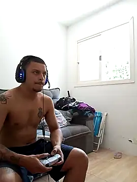 emrehliug12 online show from December 2024 05:21:01 PM