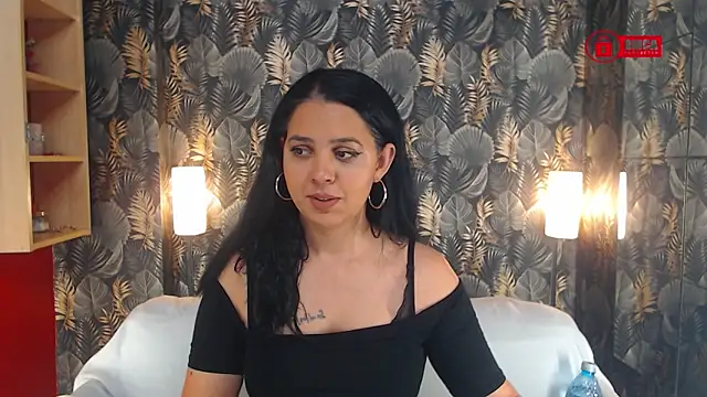 Snapshot of jessthewicked chatting on December 2024 05:45:02 PM jessthewicked online show from December 2024 05:45:02 PM