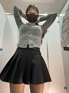 Snapshot of Asia-Lynn chatting on December 2024 11:29:01 AM Asia-Lynn online show from December 2024 11:29:01 AM