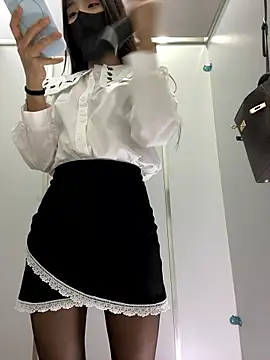 Asia-Lynn online show from January 2026 10:53:01 AM