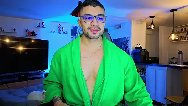 Michael Diamond online show from October 2025 03:36:02 AM