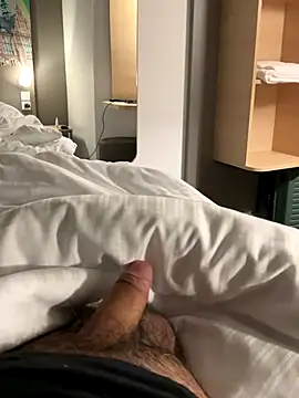 neugrg online show from October 2025 05:08:01 PM