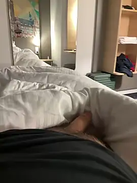 neugrg online show from October 2025 08:29:01 PM