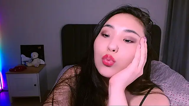 Snapshot of monabooty chatting on January 2025 10:29:02 AM monabooty online show from January 2025 10:29:02 AM