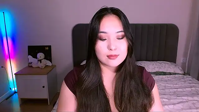 monabooty online show from November 2025 05:13:01 PM