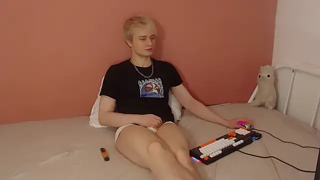 Oliver sweet  online show from March 2026 12:47:01 AM