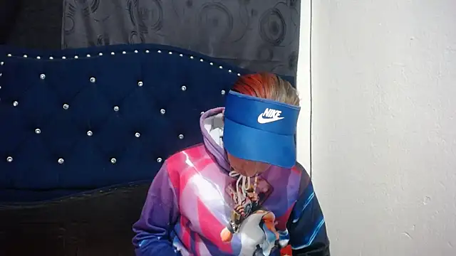 Snapshot of anyu1306 chatting on December 2024 02:38:02 AM anyu1306 online show from December 2024 02:38:02 AM