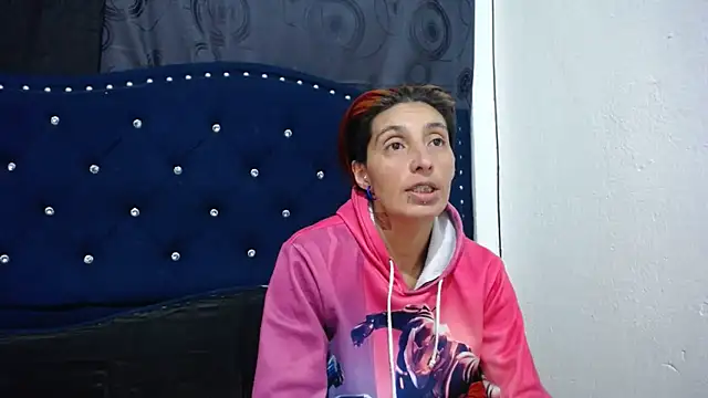 Snapshot of anyu1306 chatting on January 2025 03:43:01 AM anyu1306 online show from January 2025 03:43:01 AM