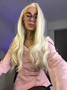 Snapshot of Miss_sagitario chatting on May 2026 12:13:02 PM Miss sagitario online show from May 2026 12:13:02 PM
